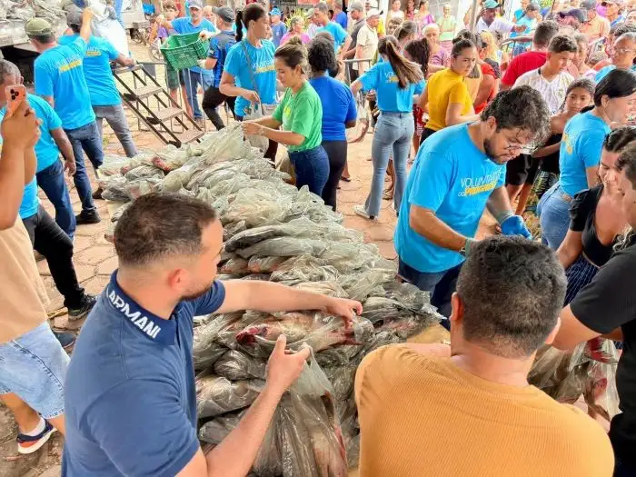 Foto 4 – Peixe na Mesa: gesto de fé e solidariedade leva alimento e esperança às famílias de Peritoró na Semana Santa